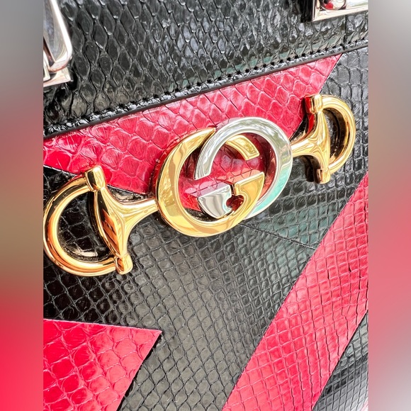 Gucci Zumi Crossbody Top Handle Python Bag- all leather interior in red black - Picture 8 of 16